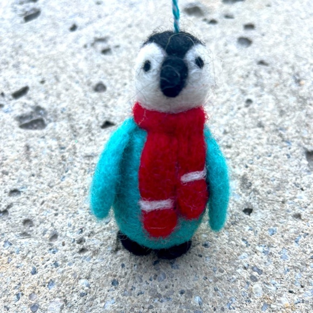 🎄Baby Penguin